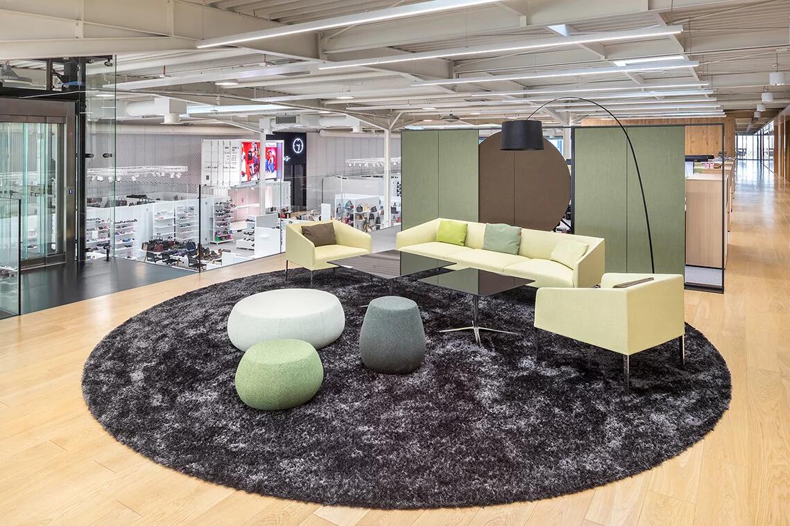 乐竞平台 - 坐具|沙发|办公家具|设计师家具|Saari 沙发